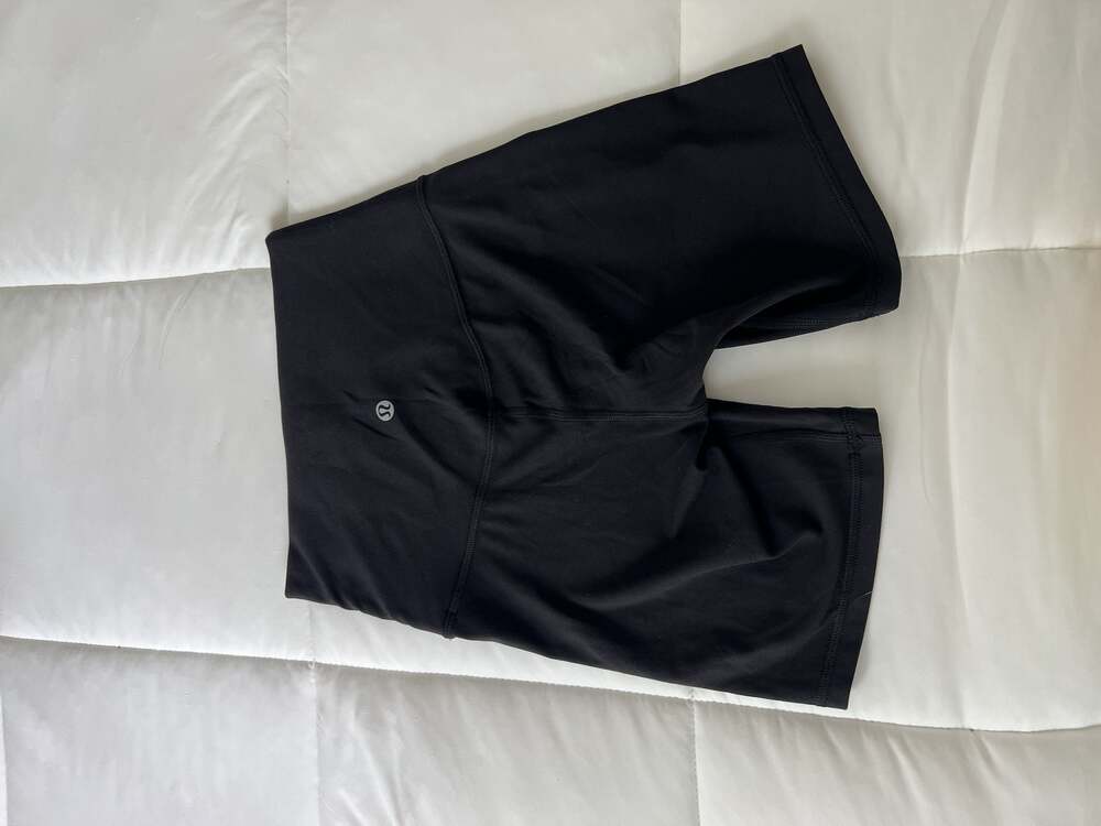 Lululemon Align High-Rise shorts 6 size 2